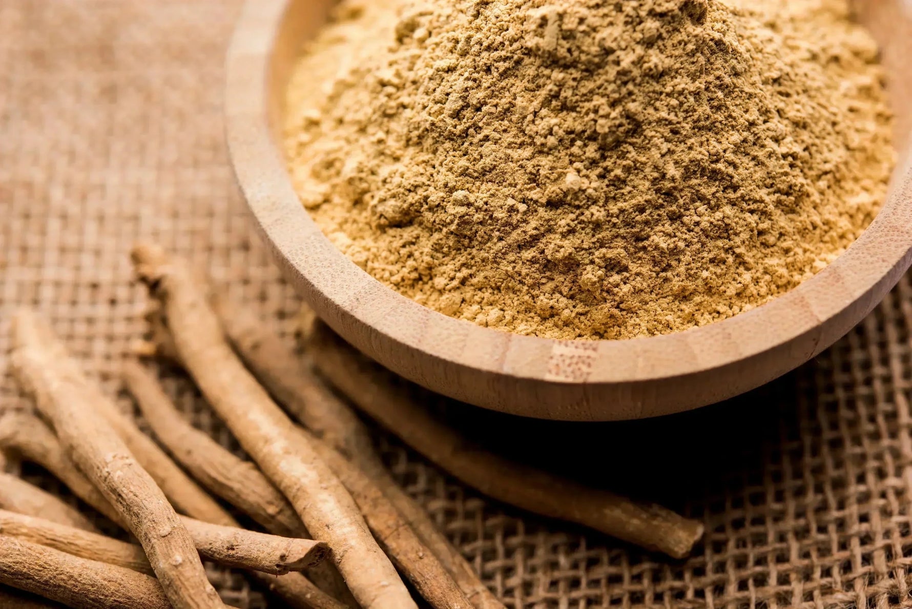 Ashwagandha – Dein pflanzlicher Begleiter für innere Ruhe - H3R LAB