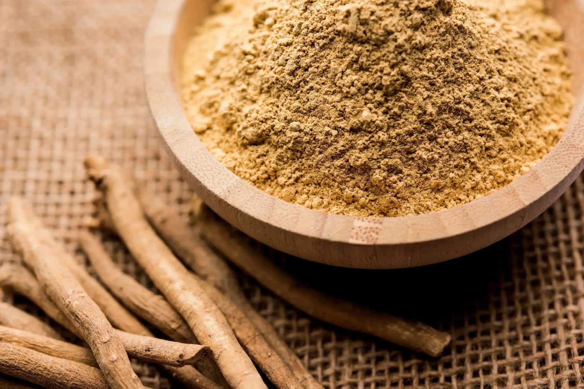 Ashwagandha – Dein pflanzlicher Begleiter für innere Ruhe - H3R LAB